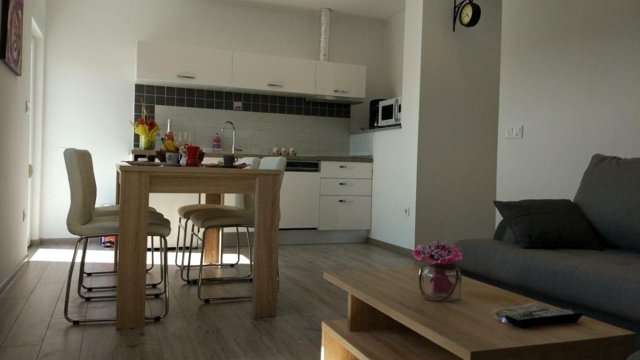 Apartments Angeline Rovinjsko Selo Eksteriør billede